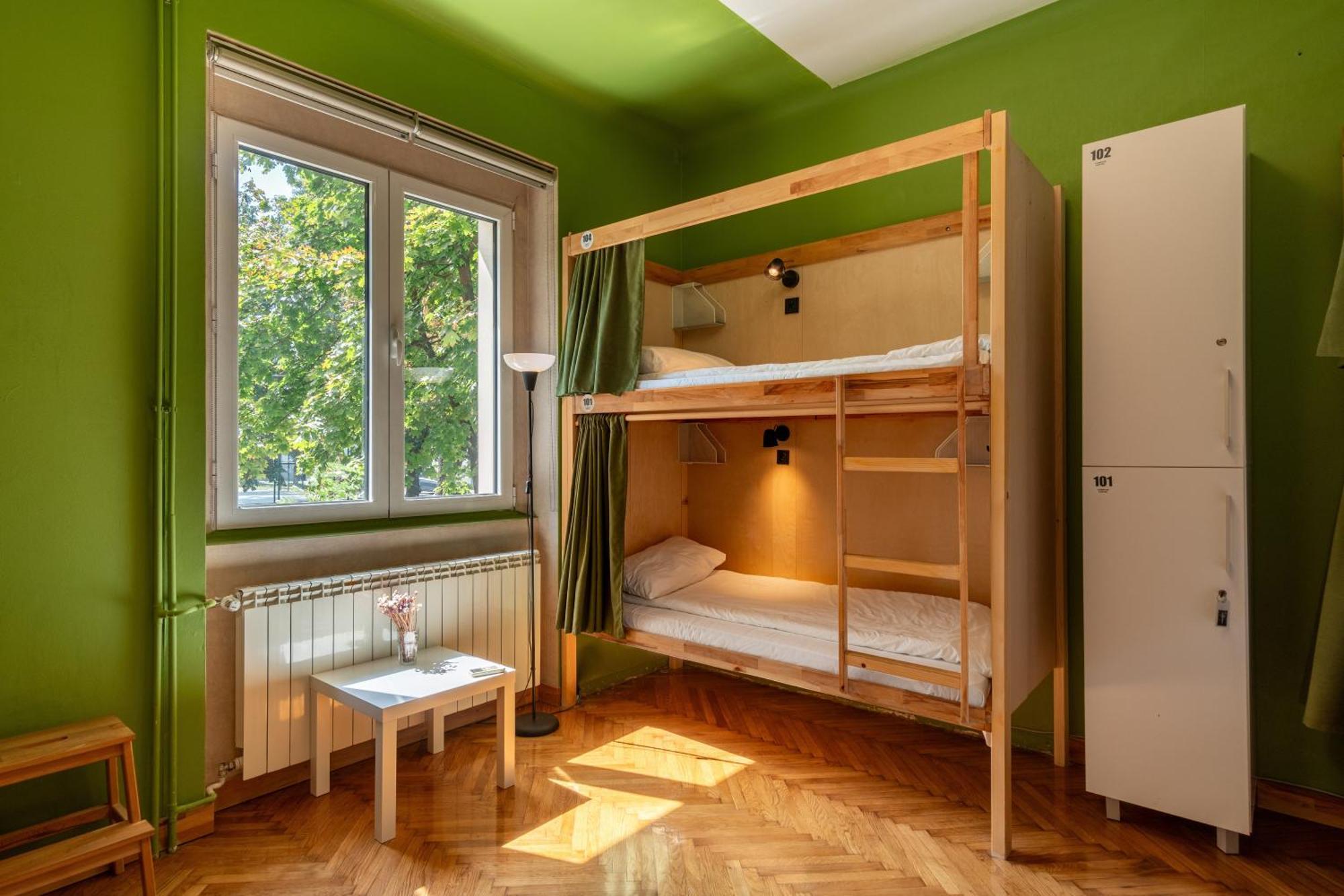 Cabbage Hostel เบลเกรด ภายนอก รูปภาพ