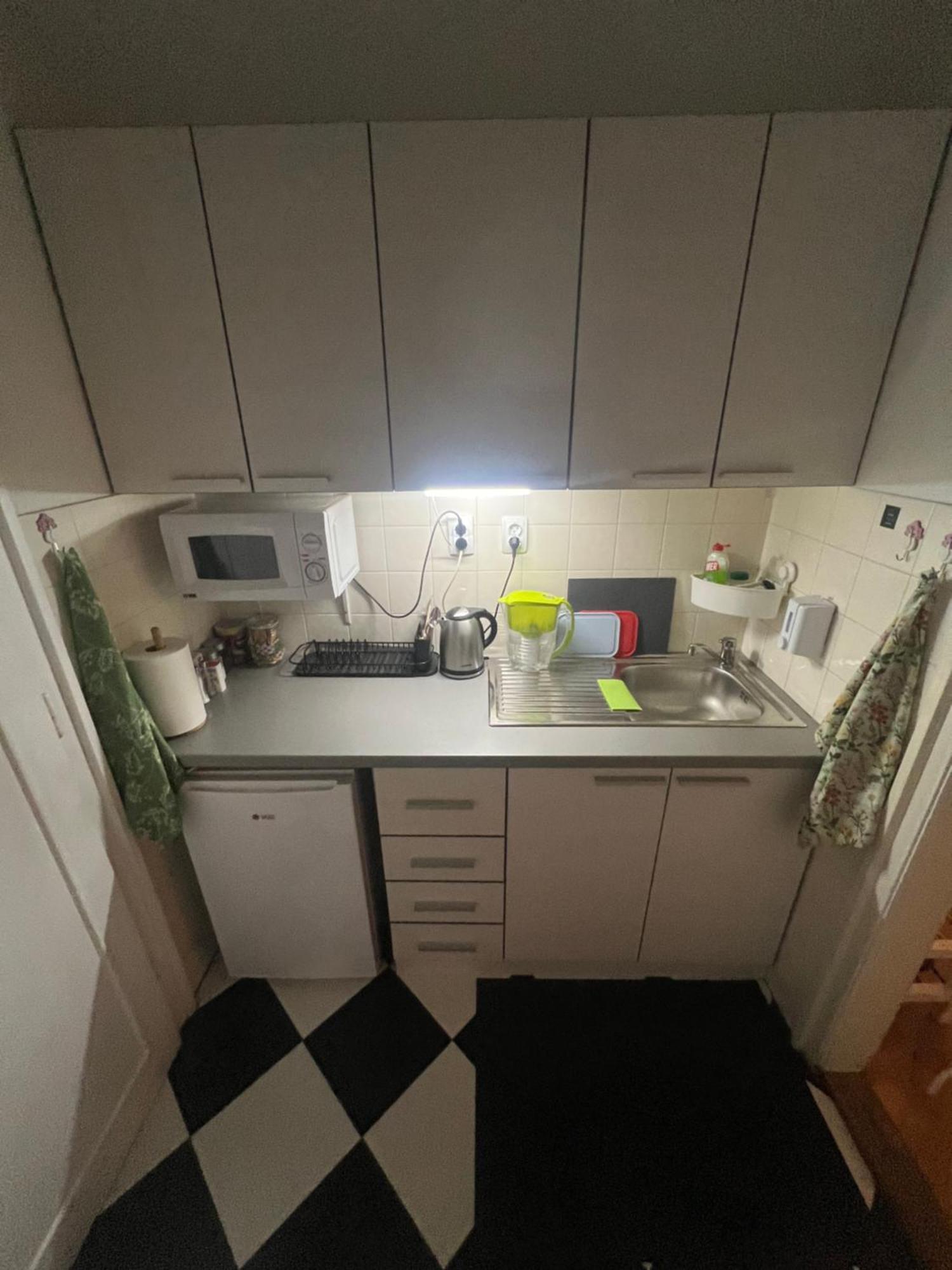 Cabbage Hostel เบลเกรด ภายนอก รูปภาพ