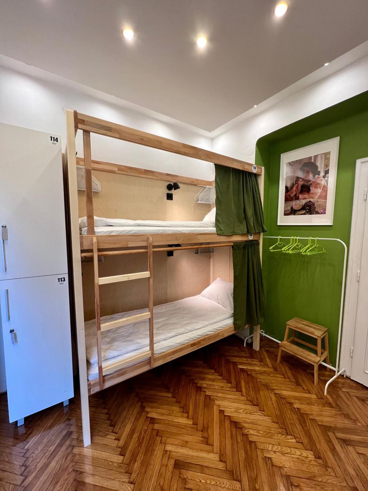 Cabbage Hostel เบลเกรด ภายนอก รูปภาพ