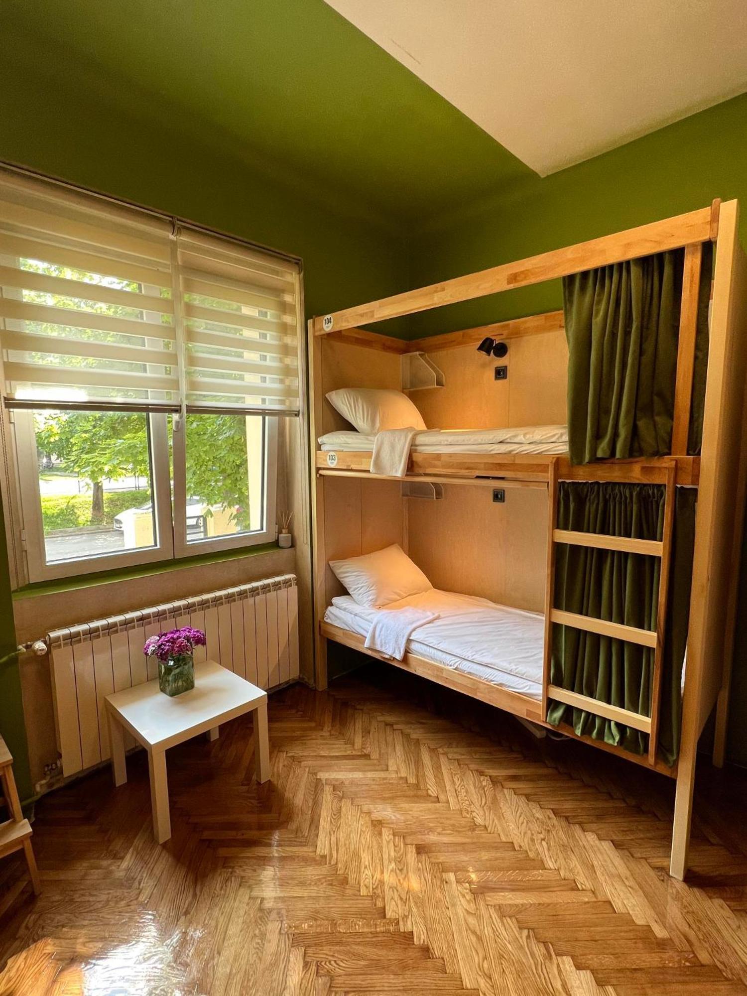 Cabbage Hostel เบลเกรด ภายนอก รูปภาพ
